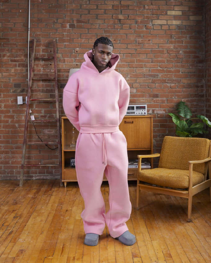 V2 Sweats In Bubblegum