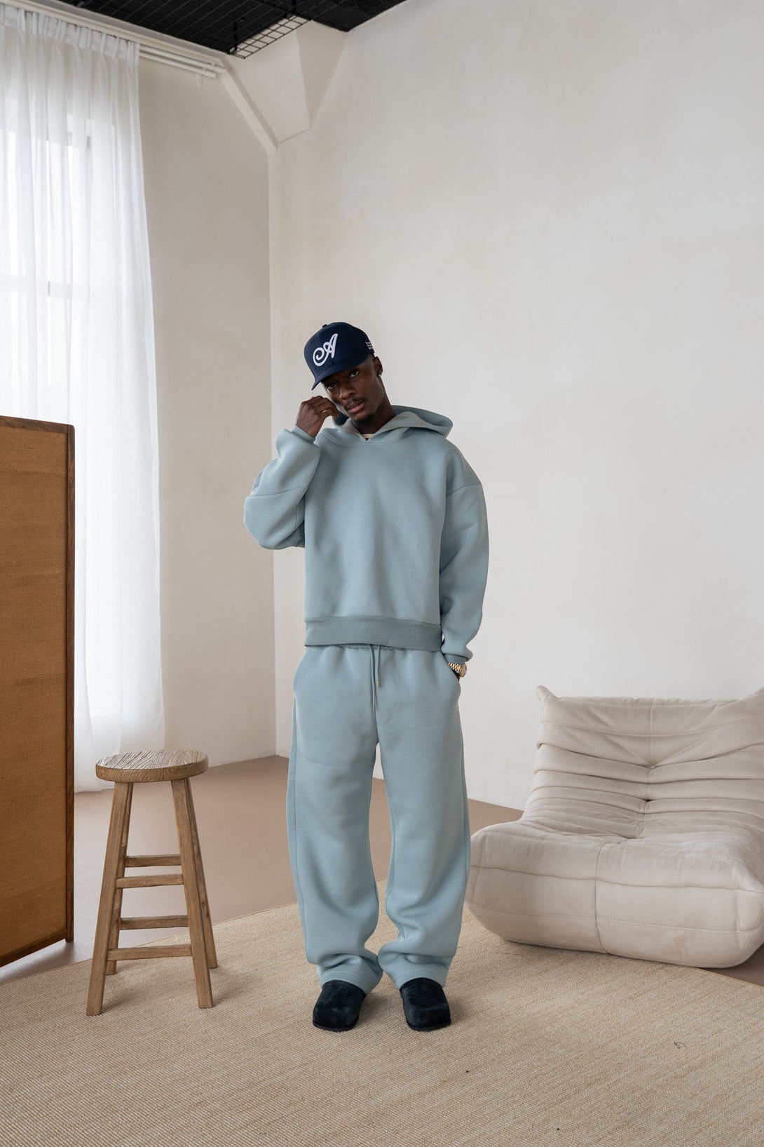 V2 Sweats